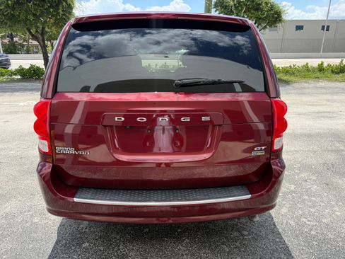 Used 2019 Dodge Grand Caravan GT FWD image 9