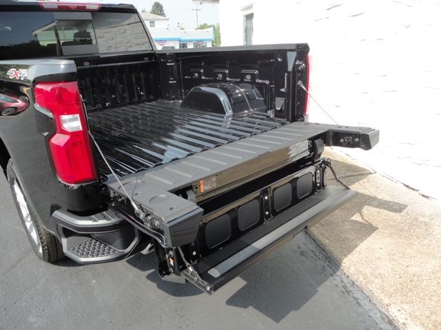 New 2026 Chevrolet Silverado 1500 4x4 Crew Cab RST image 15