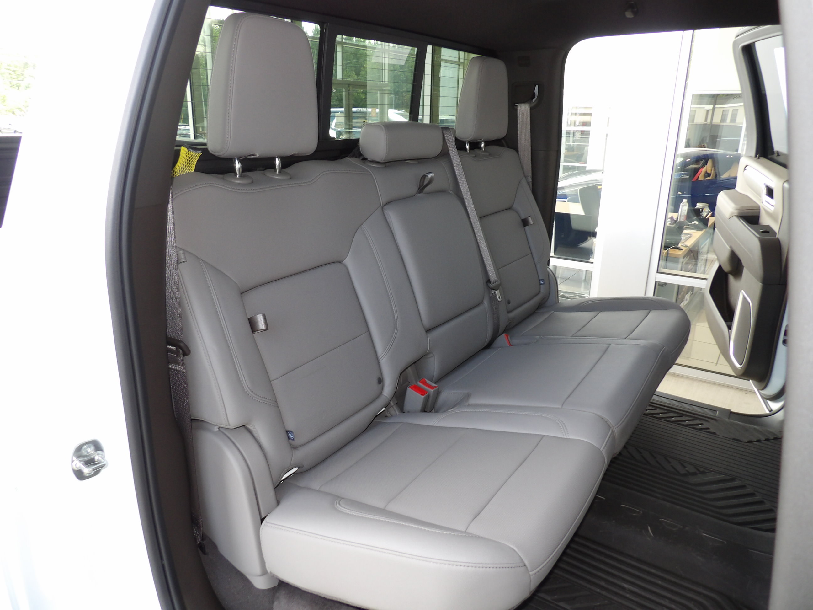 Used 2025 Chevrolet Silverado 3500 4x4 Crew Cab LTZ image 28