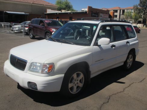 Used 2001 Subaru Forester S image 16