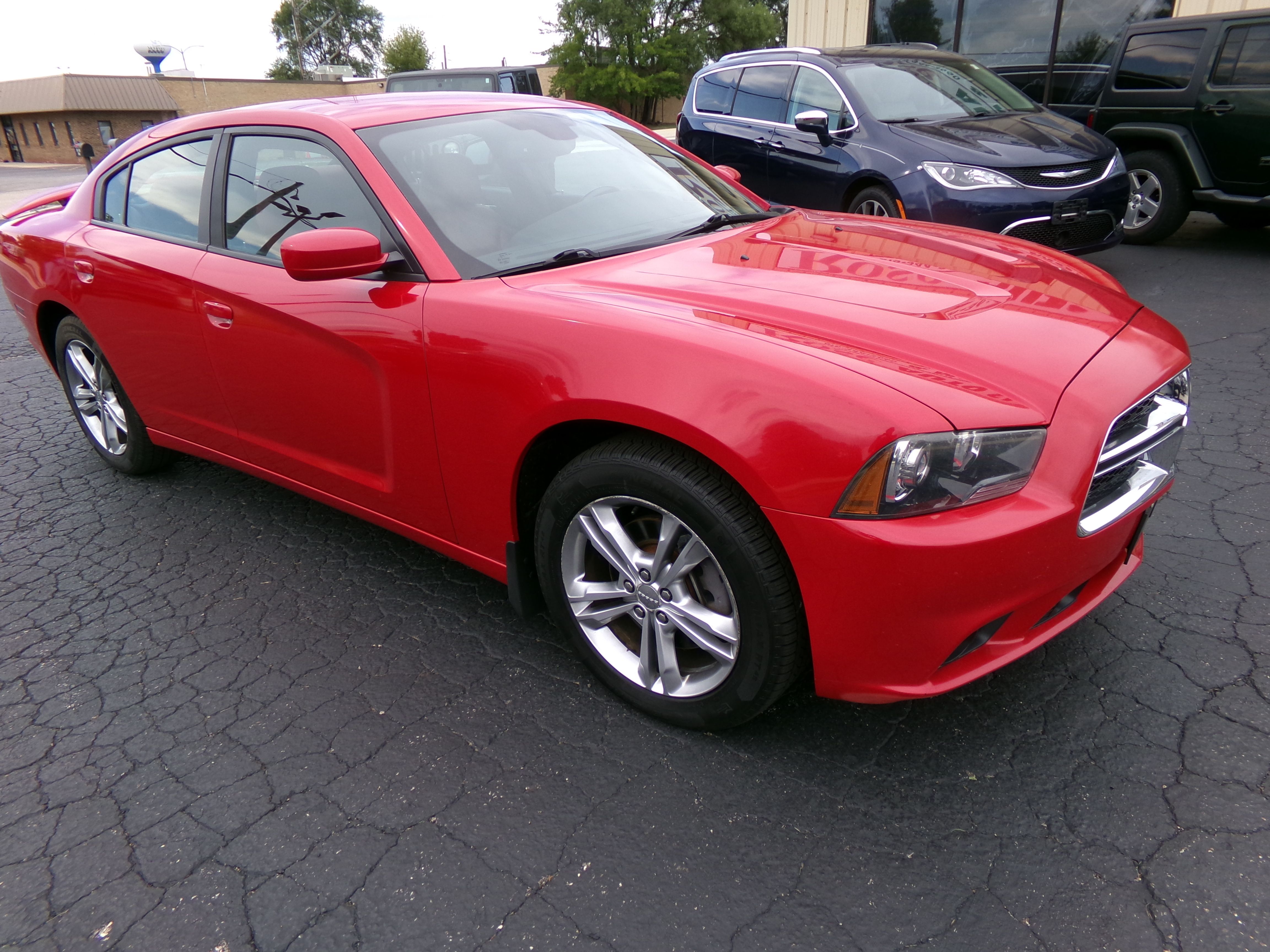 Used 2012 Dodge Charger SXT AWD image 7