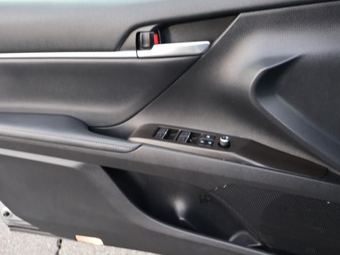 Used 2023 Toyota Camry XLE image 20