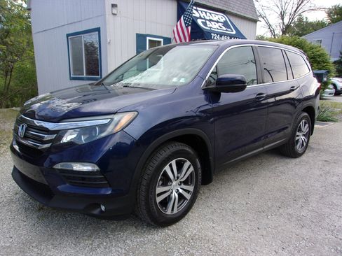 Used 2017 Honda Pilot AWD EX-L image 2