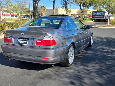 Used 2006 BMW 330Ci image 8