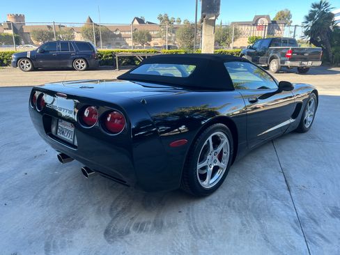 Used 2003 Chevrolet Corvette image 6