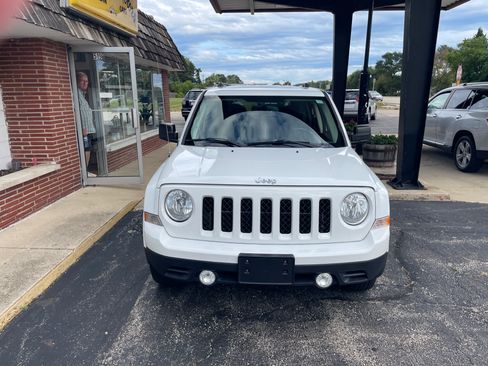 Used 2015 Jeep Patriot 4WD High Altitude image 6
