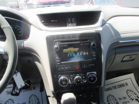 Used 2016 Chevrolet Traverse AWD LTZ image 4