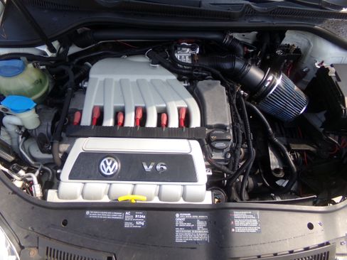 Used 2008 Volkswagen R32 image 15