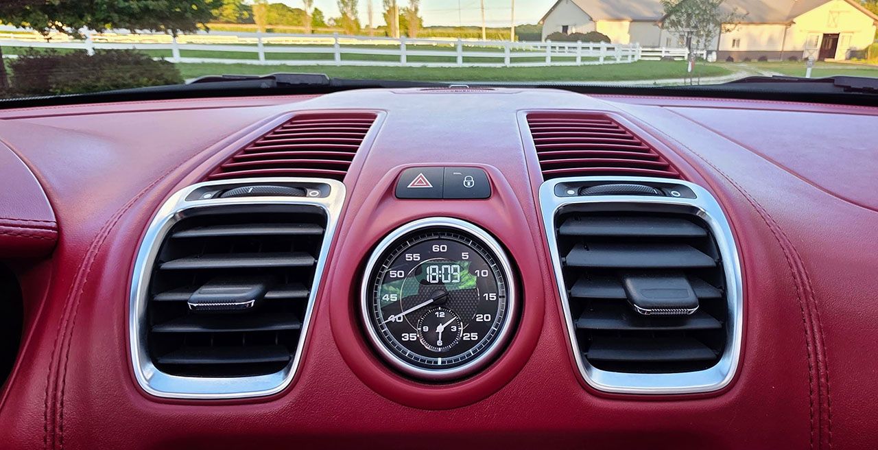 Used 2016 Porsche Boxster Spyder RWD image 68