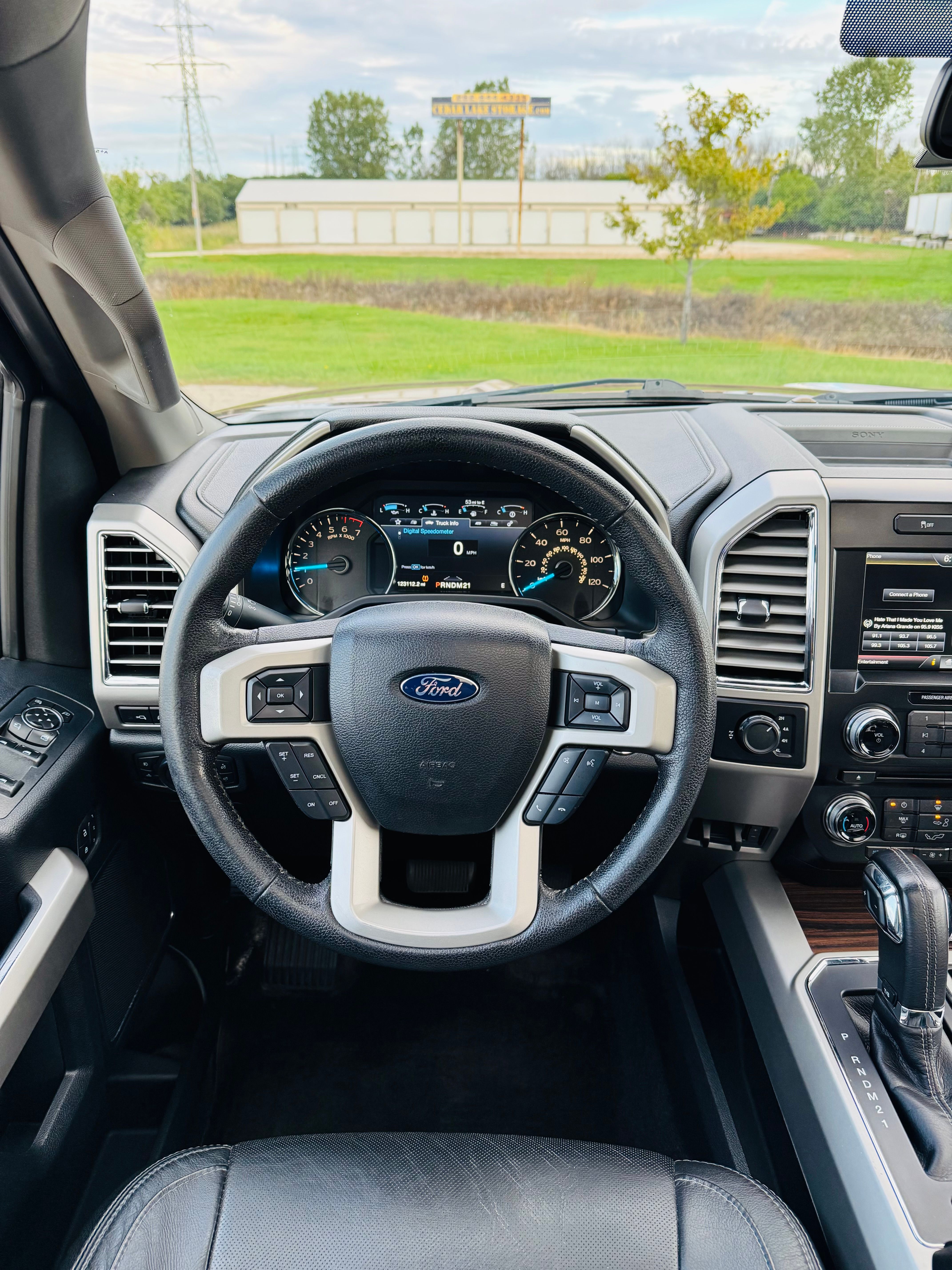 Used 2015 Ford F150 4x4 SuperCrew image 10