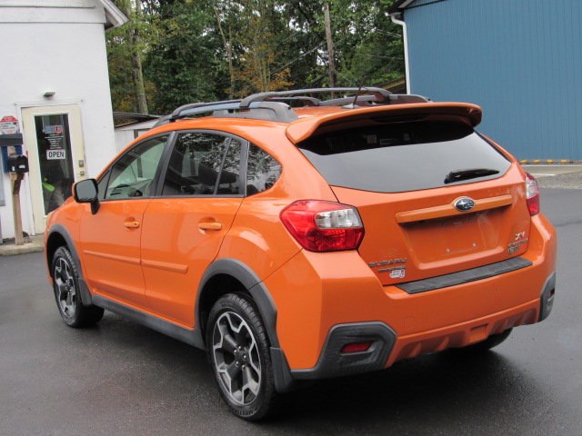 Used 2014 Subaru XV Crosstrek 2.0i Limited AWD/4WD image 7