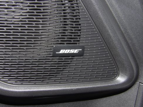 Used 2025 Chevrolet Silverado EV 4x4 Crew Cab RST image 8