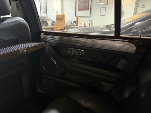 Used 2005 Bentley Arnage T image 45