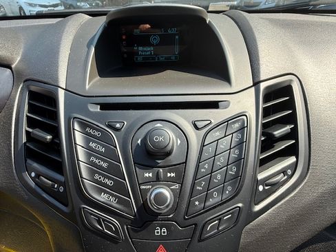 Used 2015 Ford Fiesta S image 26