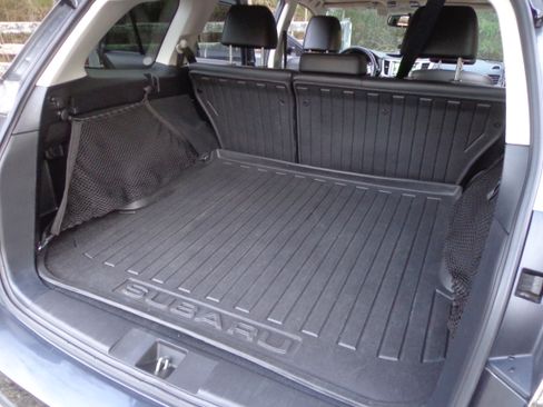 Used 2013 Subaru Outback 2.5i Limited image 14