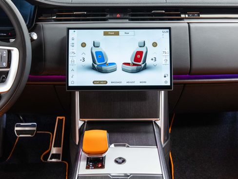 Used 2026 Land Rover Range Rover SE image 34