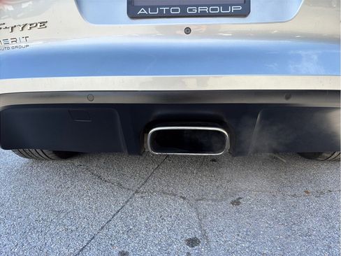 Used 2020 Jaguar F-TYPE image 17