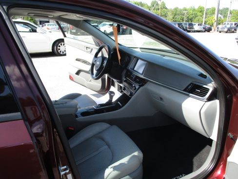 Used 2016 Kia Optima EX image 28