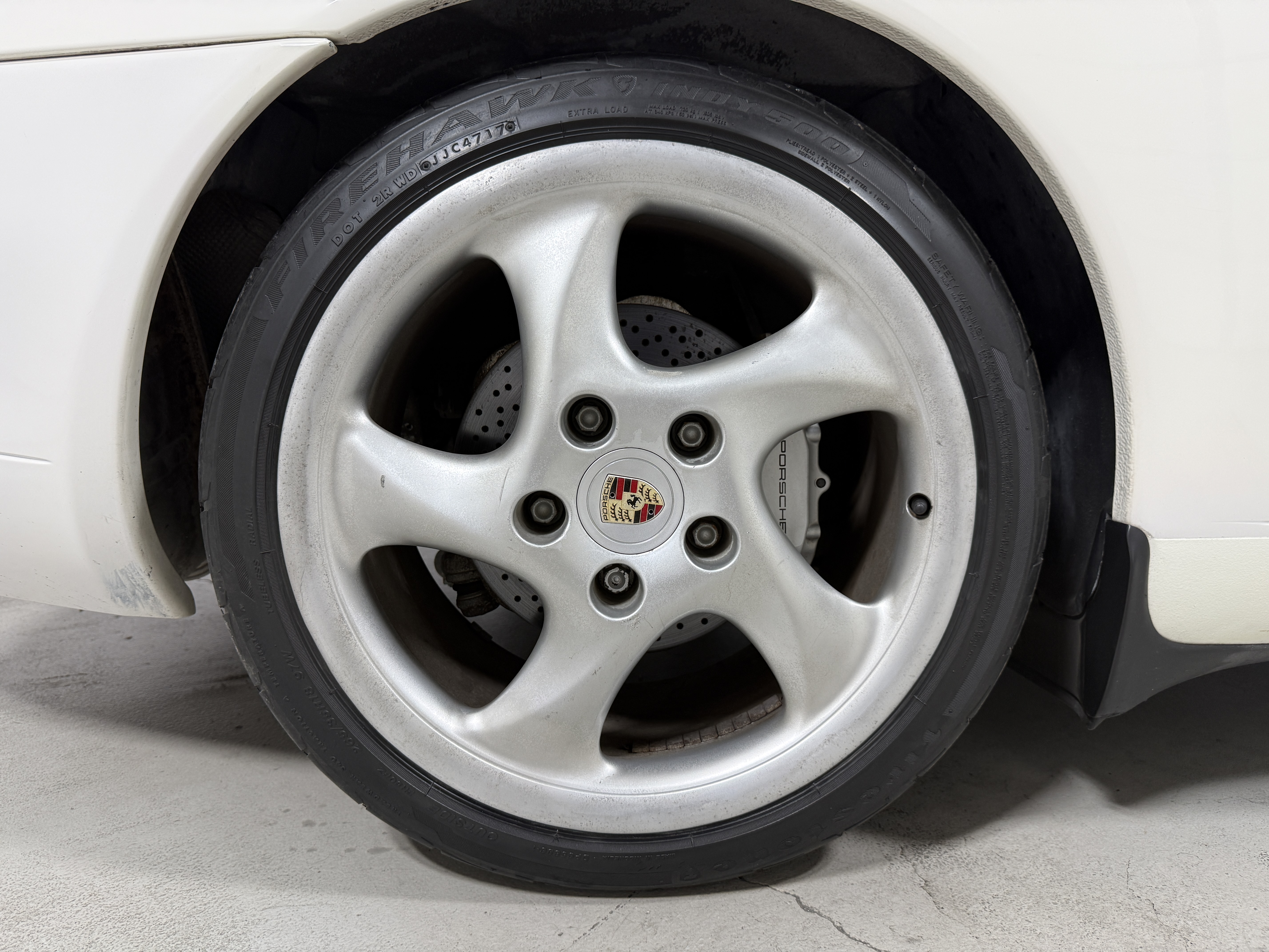 Used 2001 Porsche 911 Carrera 4 Cabriolet AWD/4WD image 15