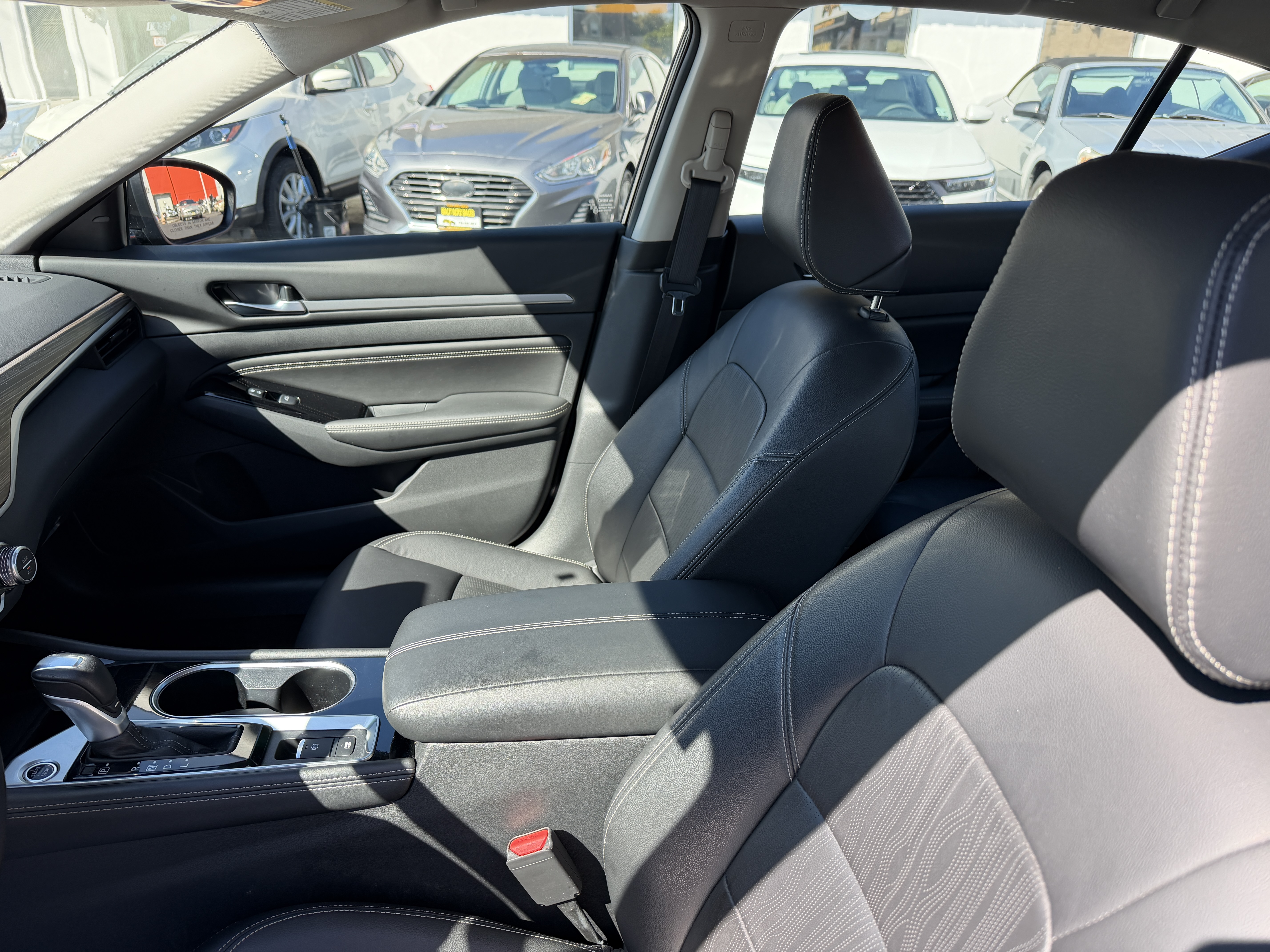 Used 2021 Nissan Altima 2.5 Platinum AWD image 5
