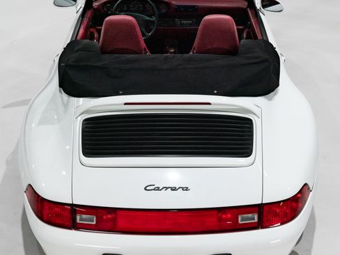 Used 1995 Porsche 911 Carrera image 20