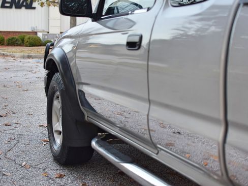 Used 2003 Toyota Tacoma SR5 image 14