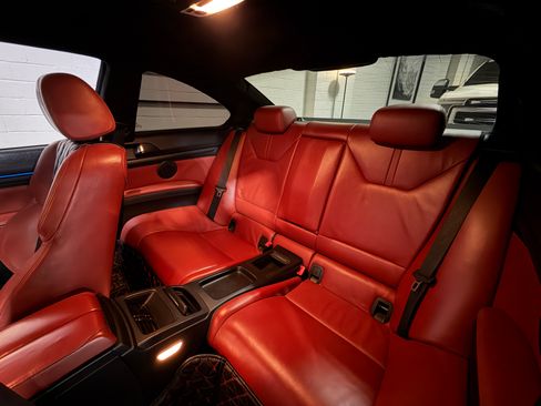 Used 2011 BMW M3 image 29