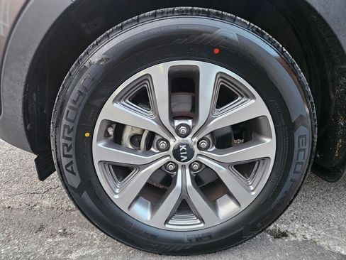 Used 2014 Kia Sportage LX image 13