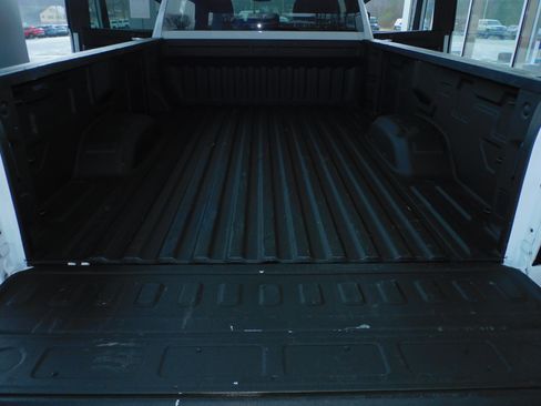 Used 2023 GMC Sierra 3500 Pro image 17