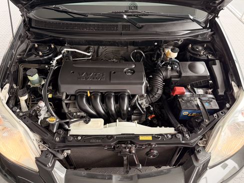 Used 2006 Toyota Matrix XR image 17