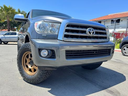 Used 2015 Toyota Sequoia Limited image 11