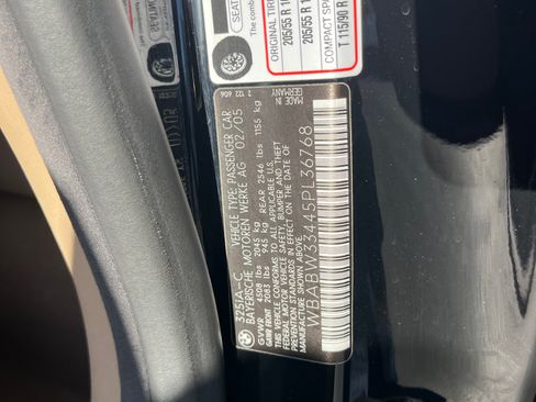 Used 2005 BMW 325Ci image 25