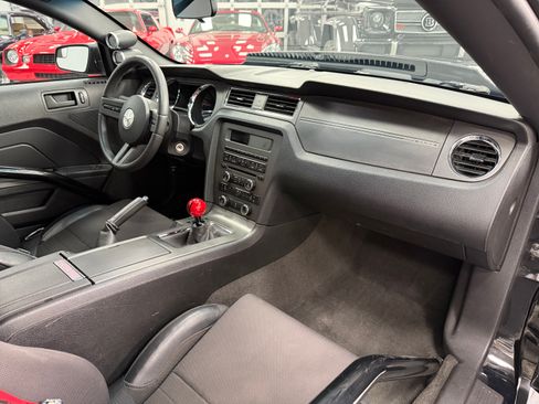 Used 2012 Ford Mustang GT image 18