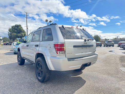 Used 2005 Jeep Grand Cherokee Laredo image 5