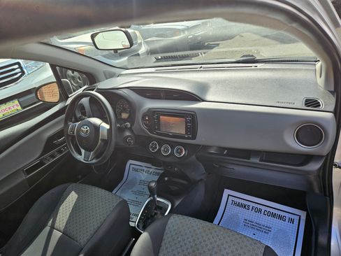 Used 2015 Toyota Yaris LE image 51