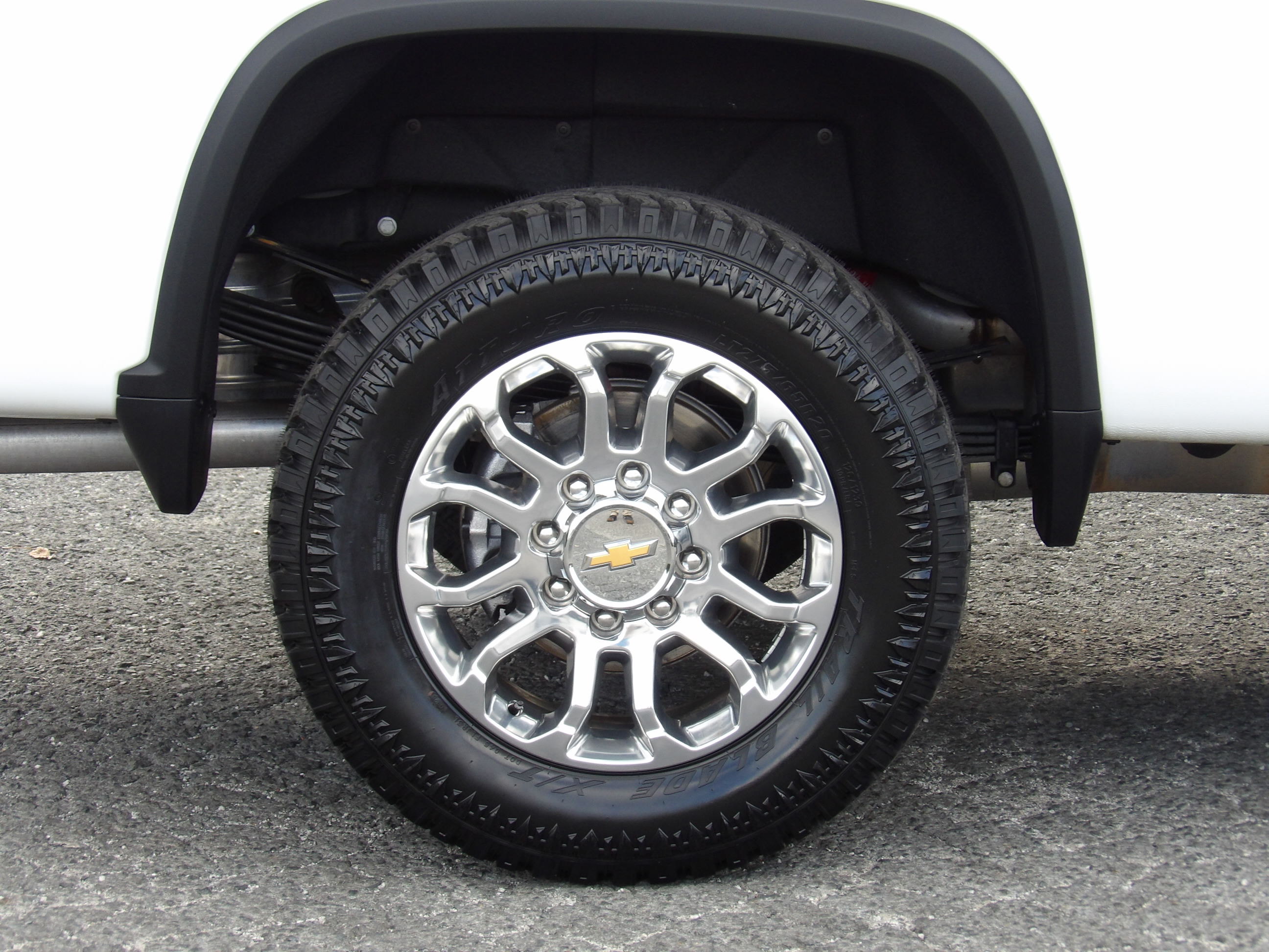 Used 2025 Chevrolet Silverado 3500 4x4 Crew Cab LTZ image 17