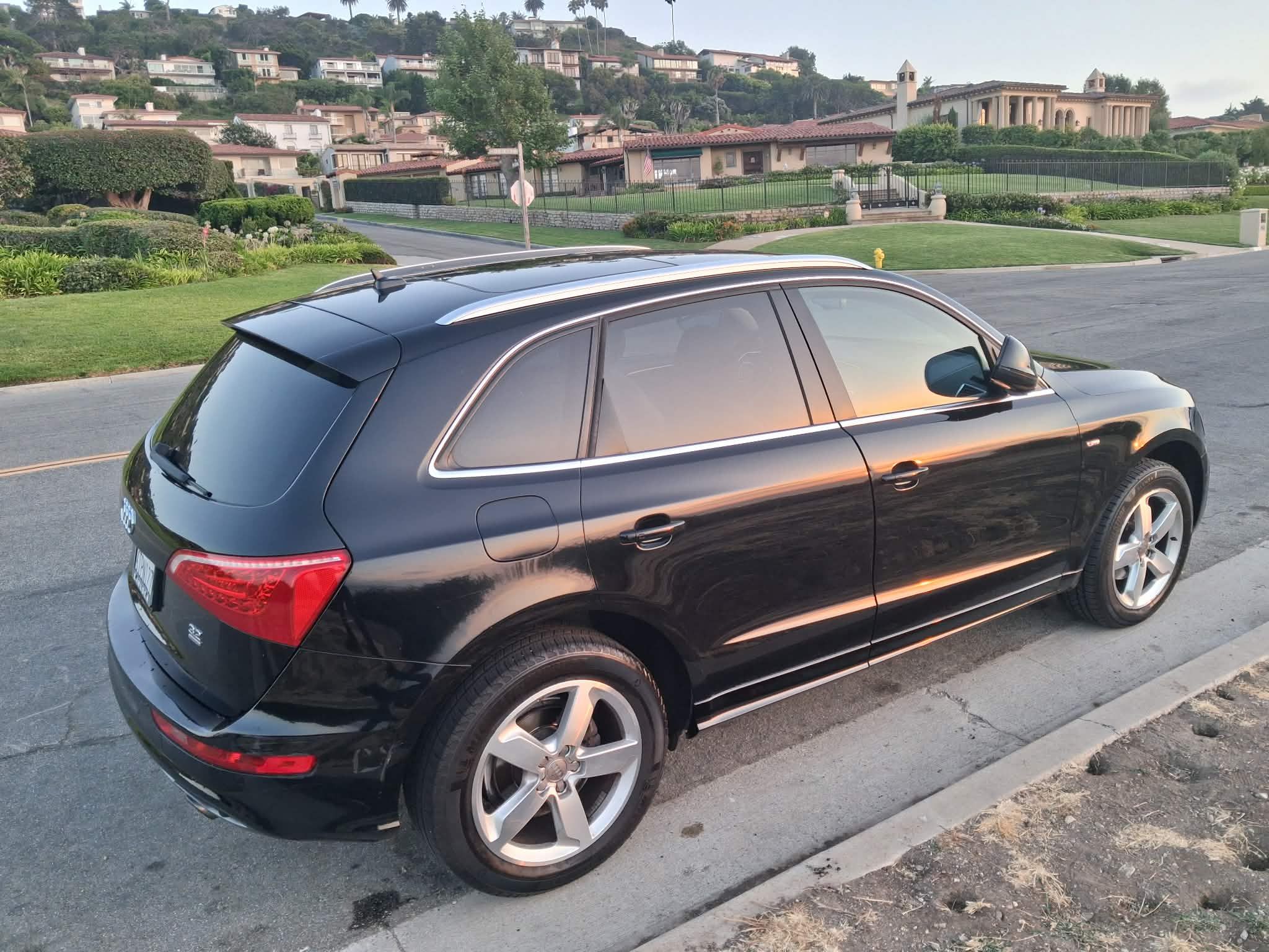 Used 2011 Audi Q5 3.2 Premium Plus AWD/4WD image 9