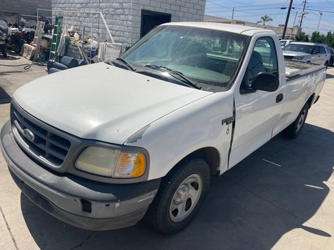 Used 1996 Ford E-150 and Econoline 150 image 15
