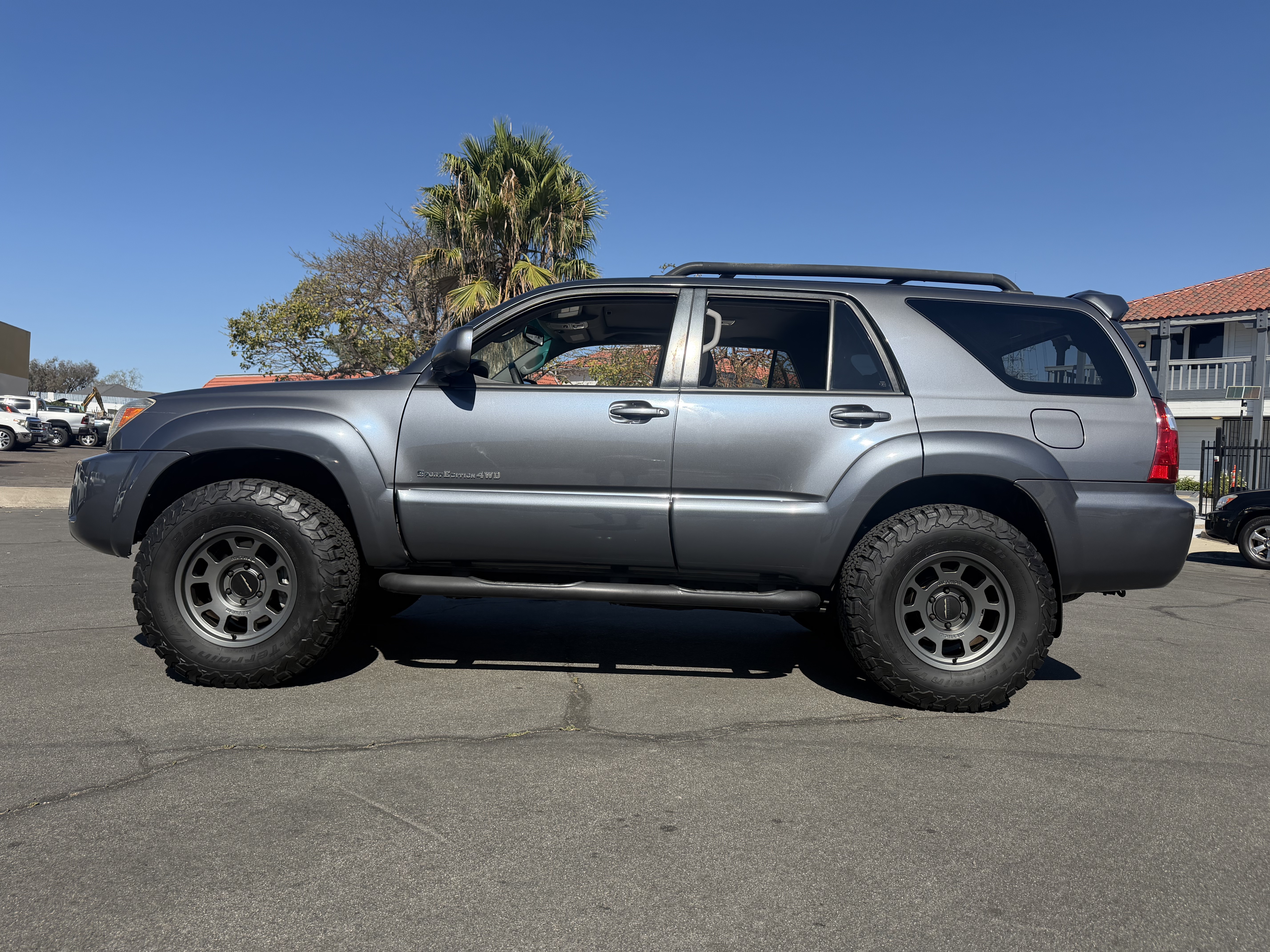 Used 2007 Toyota 4Runner Sport AWD/4WD image 2