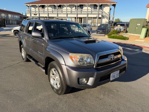 Used 2007 Toyota 4Runner Sport image 9
