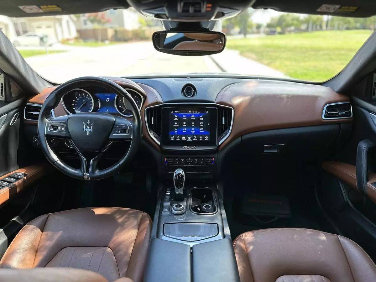 Used 2018 Maserati Ghibli UNAVAIL RWD image 12