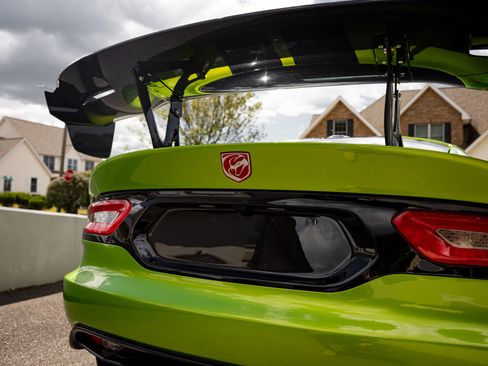 Used 2017 Dodge Viper GTC image 52