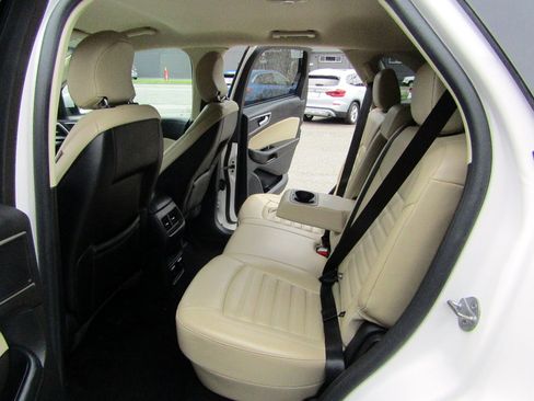 Used 2015 Ford Edge AWD SEL image 23