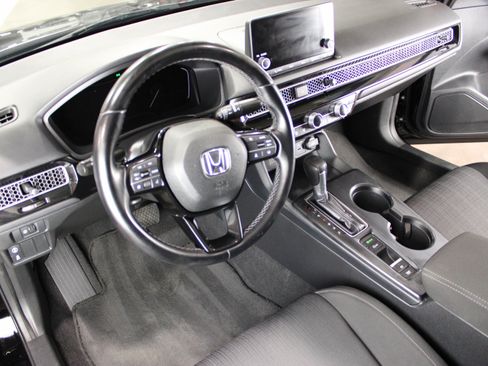 Used 2022 Honda Civic EX Sedan image 4