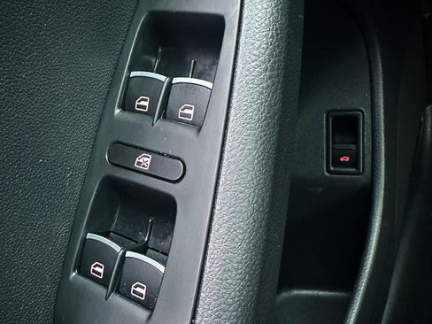 Used 2015 Volkswagen Jetta SE image 26