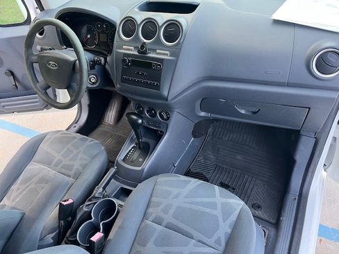 Used 2013 Ford Transit Connect XL image 9