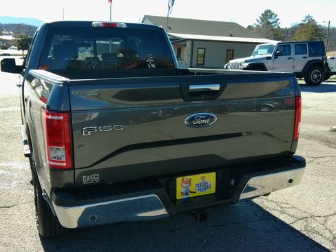 Used 2015 Ford F150 XLT image 10