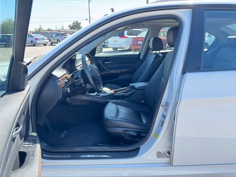 Used 2011 BMW 328i image 15