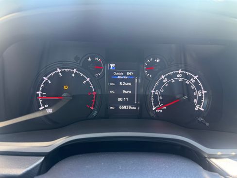 Used 2021 Toyota 4Runner 2WD SR5 image 20
