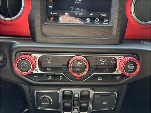 Used 2021 Jeep Gladiator Rubicon image 27